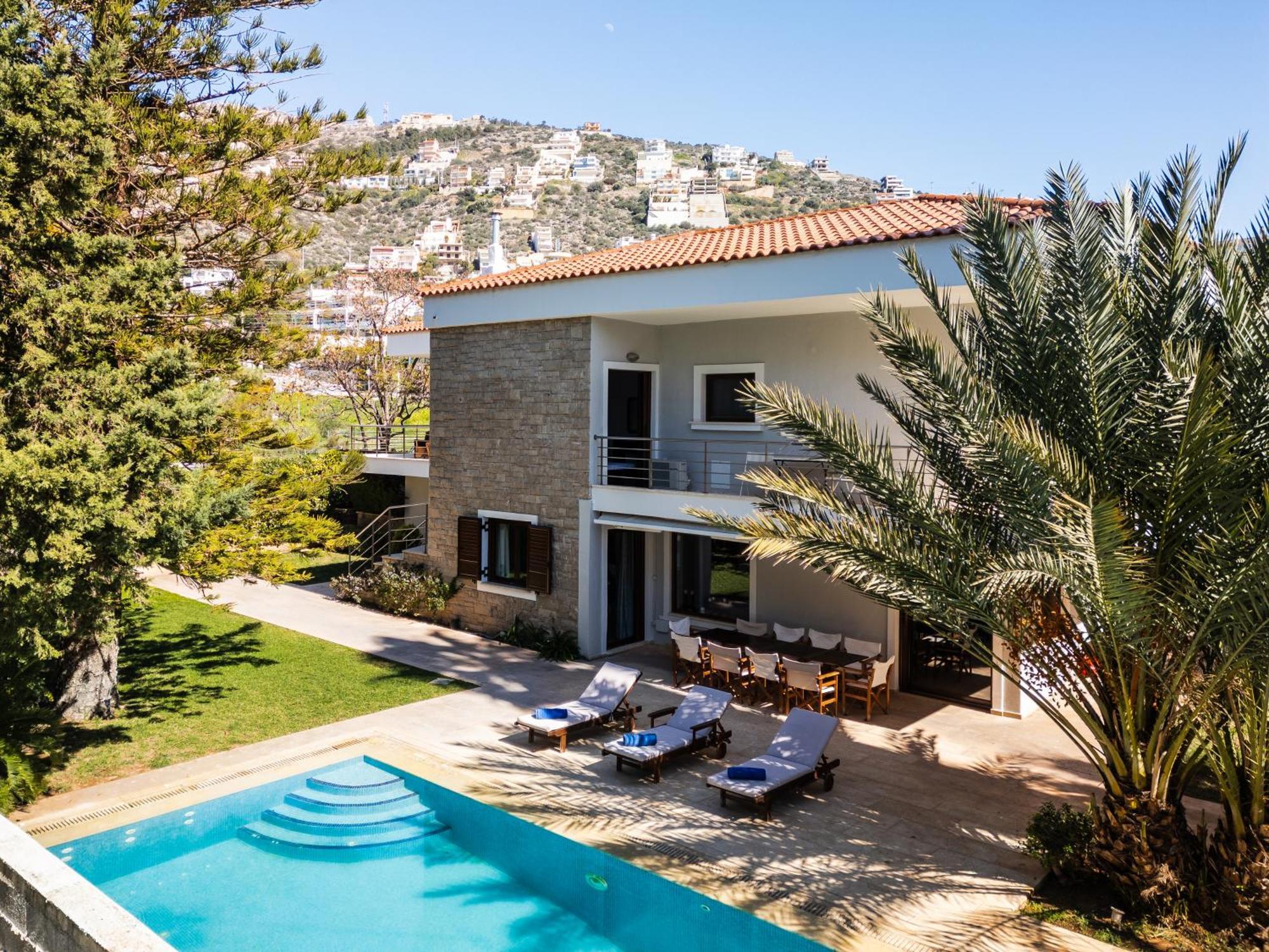 Villa Saronida Bagian luar foto